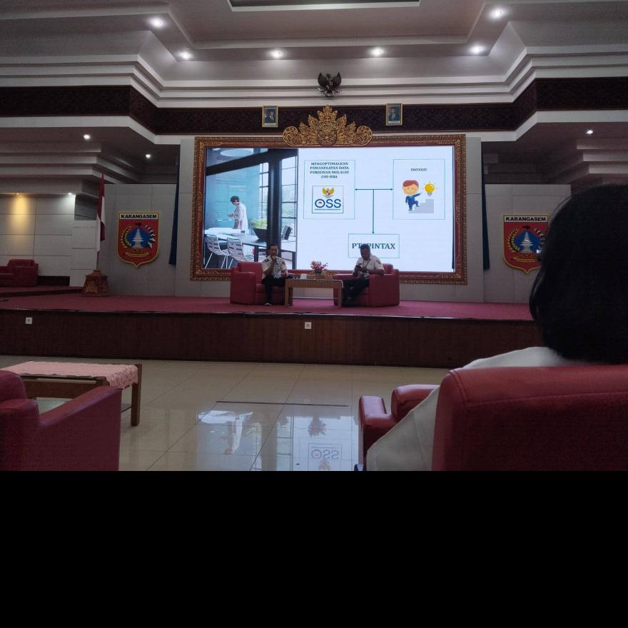 Mengikuti FGD dalam rangka Optimalisasi Pemanfaatan Data Perizinan Berusaha melalui OSS-RBA