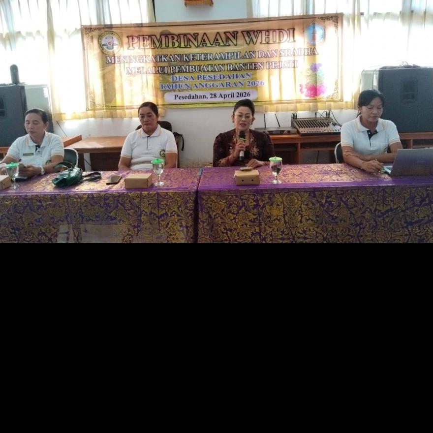 Pelatihan WHDI melalui Pembuatan Banten Pejati di Desa Pesedahan